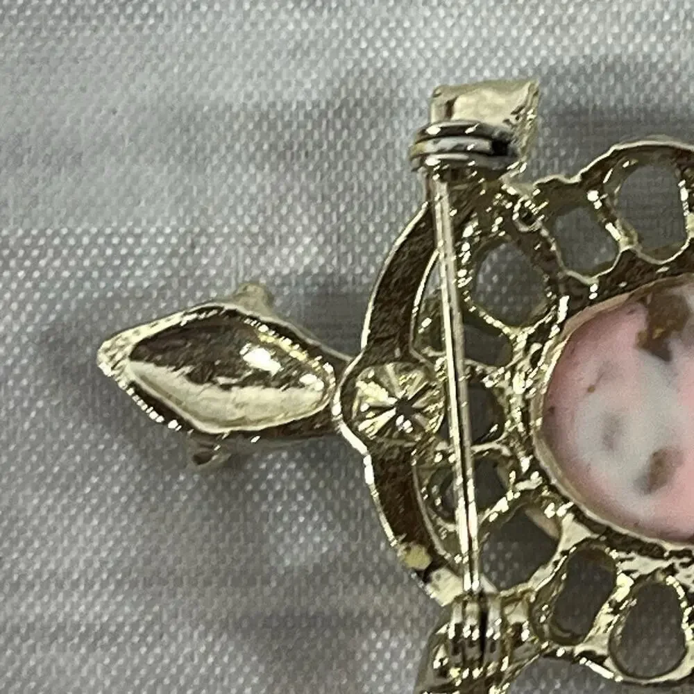Vintage Gerrys Turtle Art Glass Cabochon Brooch Pin Marble Brown Gold 2.25